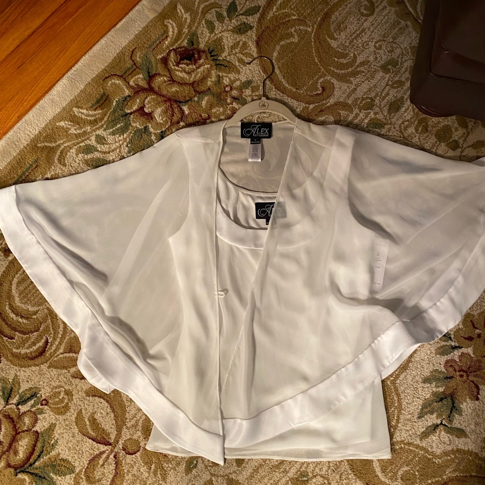 NWT Ivory shawl and tank top
